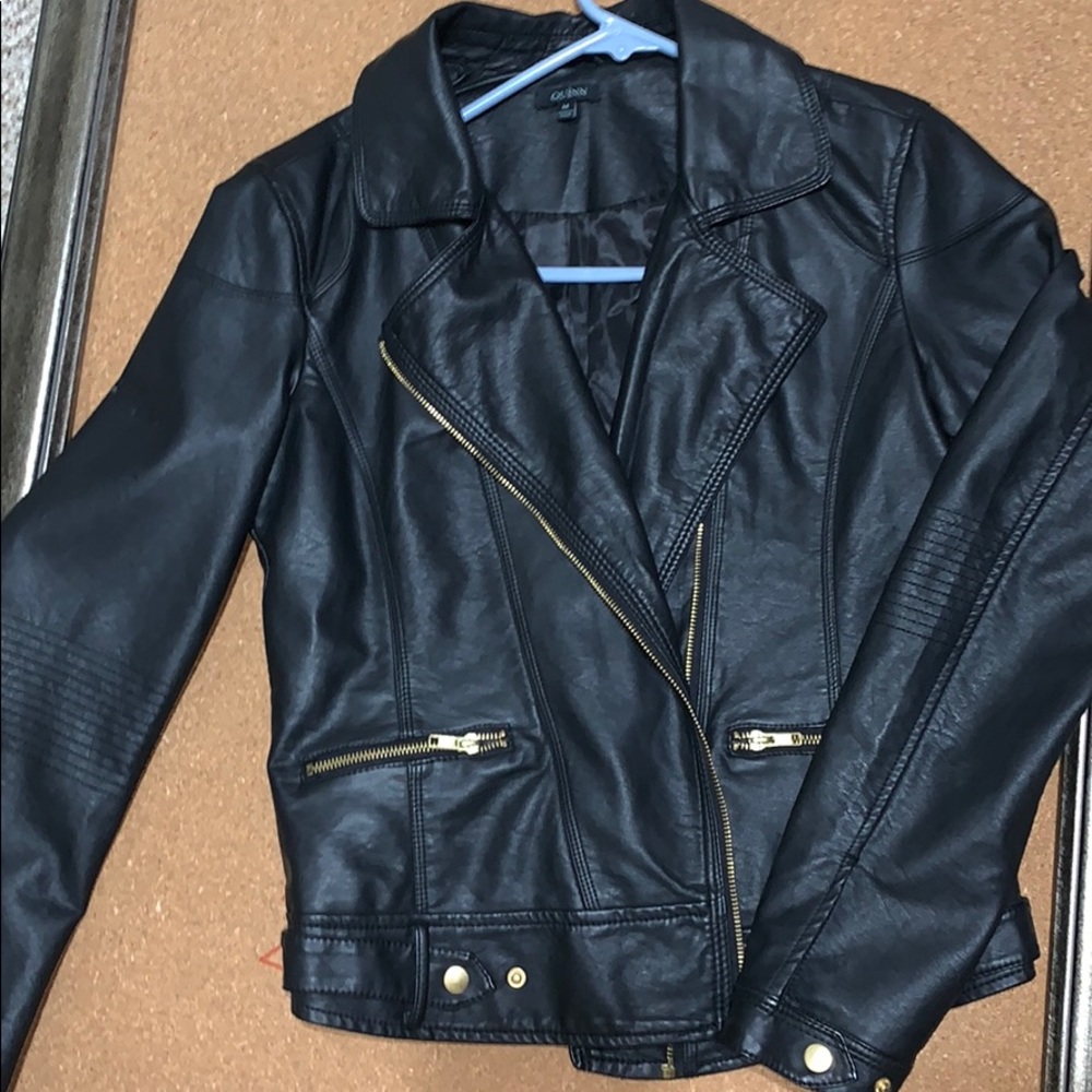 Vintage-Style Leather Jacket